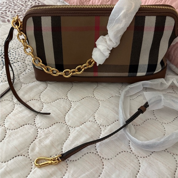 Burberry Checkered Crossbody Bag with Gold Chain - Picture 1 of 2